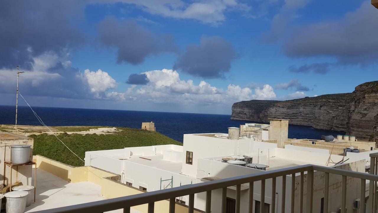 Palm Court Apartment Xlendi Exterior photo